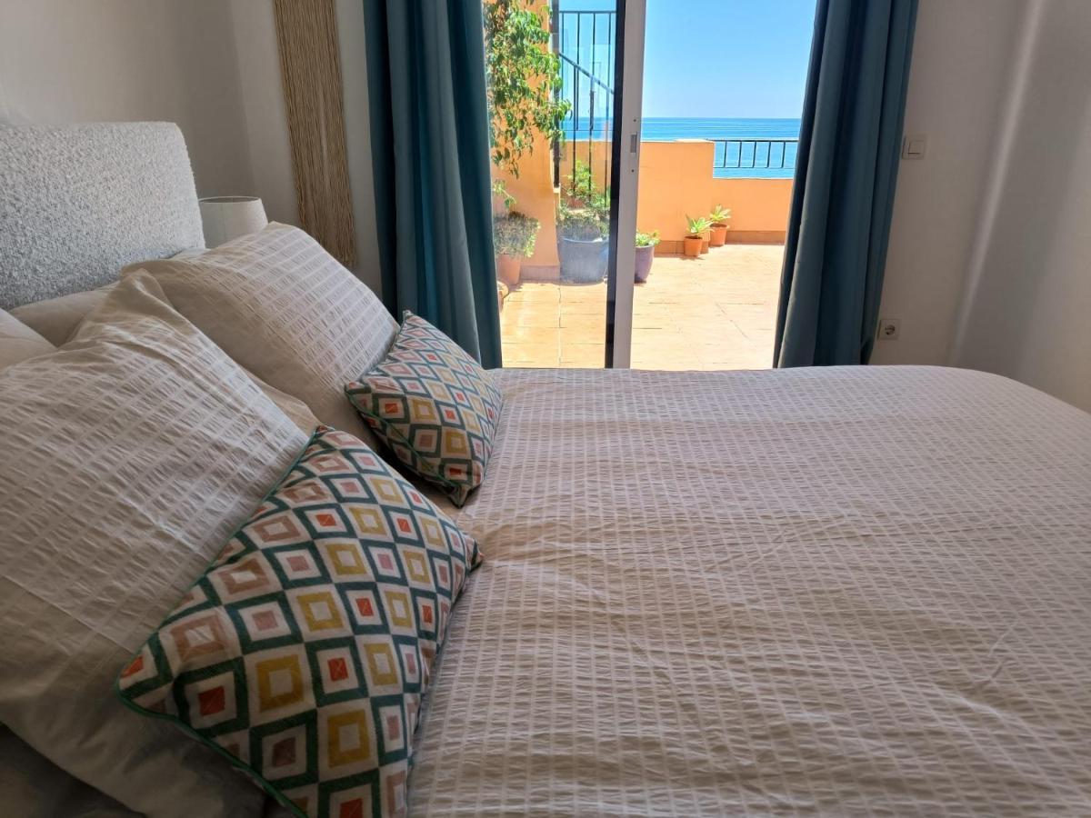 Carvajal Beach Seaview Apartment Benalmádena Dış mekan fotoğraf
