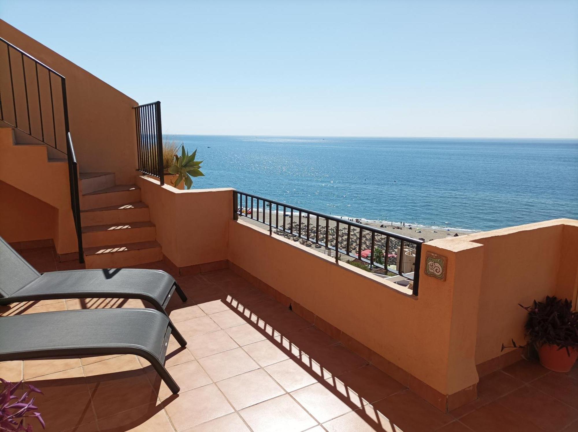 Carvajal Beach Seaview Apartment Benalmádena Dış mekan fotoğraf
