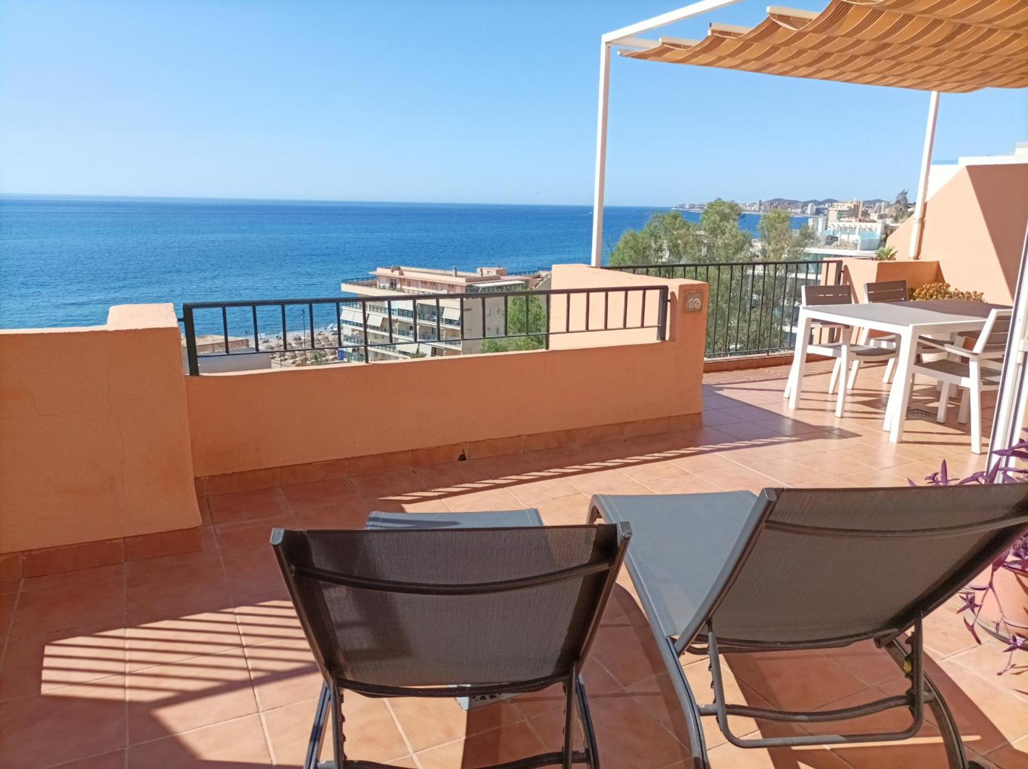 Carvajal Beach Seaview Apartment Benalmádena Dış mekan fotoğraf